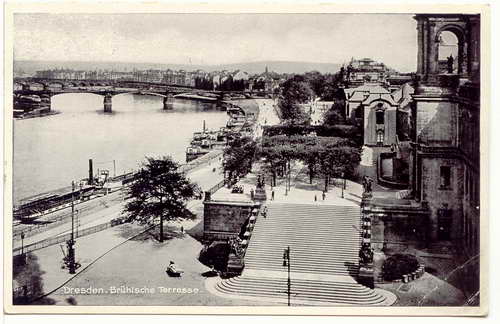 vergrößern: Bildseite historische Ansichtskarte von 1940: Brühlsche Terrasse:: Innere Altstadt-Dresden