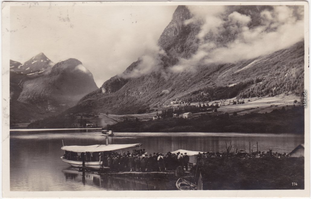vintage Postcard from 1928: Fähre auf dem Oldenvand in Norwegen:: Balestrand