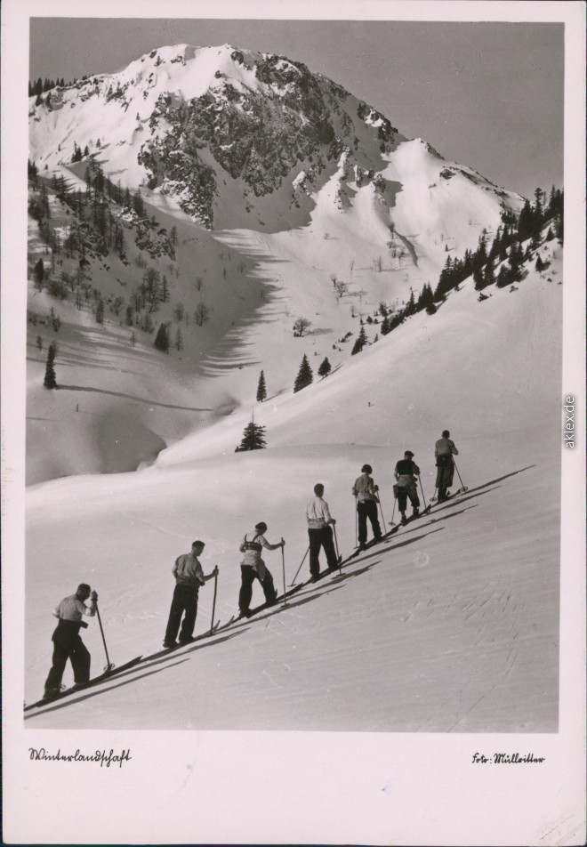 vintage Postcard from 1948: Ski-Fahrer in den Bergen:: 
