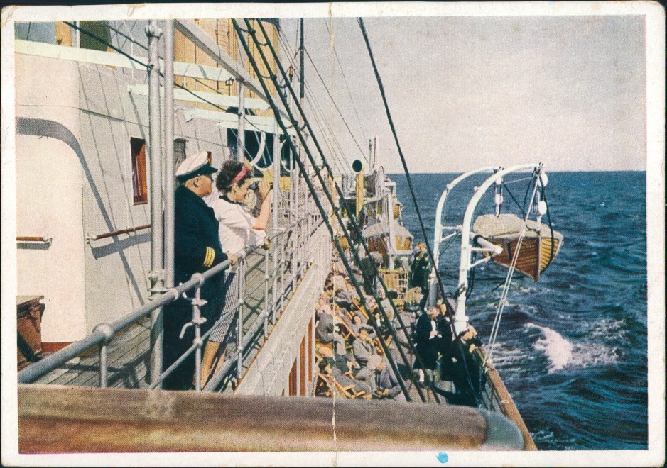 vintage Postcard from 1939: An Bord der Fähre  der Reichsbahn - Ostsee:: 