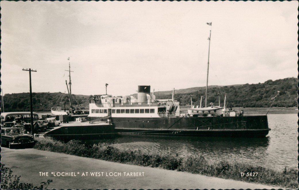 vintage Postcard from 1950: Ship "LOCHIEL" AT WEST LOCH TARBERT, Fährschiff Schiffsfoto-AK:: 