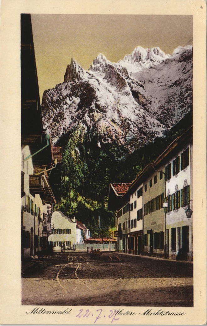 vintage Postcard from 1920: Untere Marktstraße mit Karwendel Gebirge:: Mittenwald