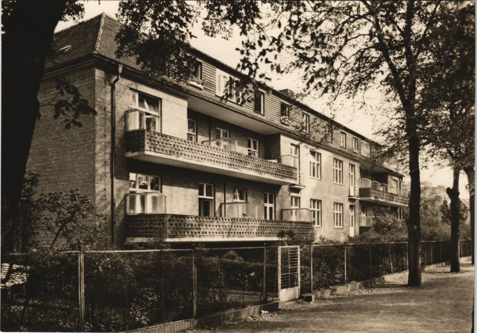 GENTHIN Sachsen-Anhalt DDR Mehrbild-AK Johanniter Krankenhaus Postkarte 1987 