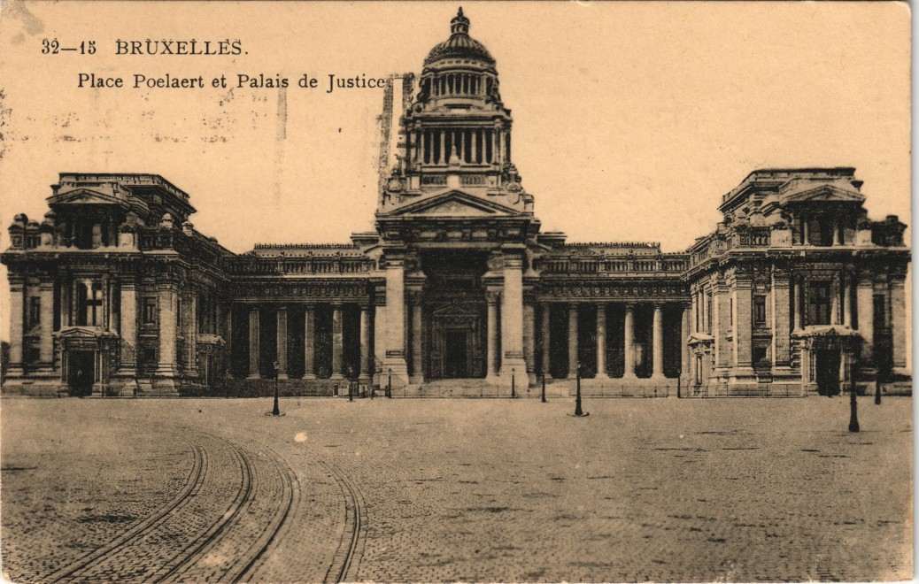 vintage Postcard from 1920: Palais de Justice (Justizpalast) Place Poelaert:: Brussels