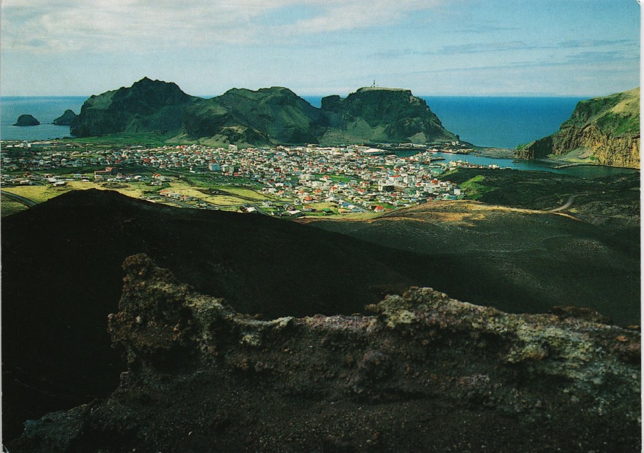vintage Postcard from 1970: Westmännerinseln Vestmannaeyjar Vestmanns Islands Iceland:: Westmännerinseln