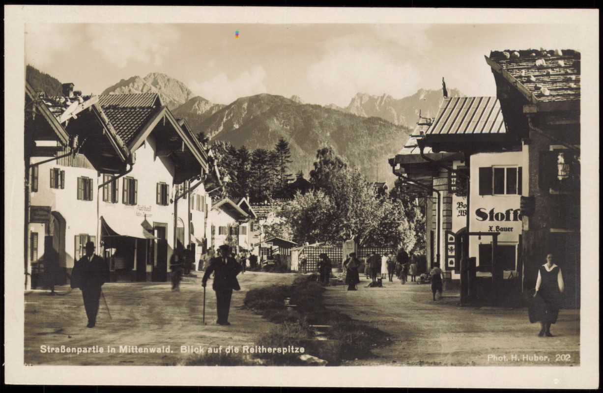 Straßenpartie Mittenwald AnsichtskartenLexikon