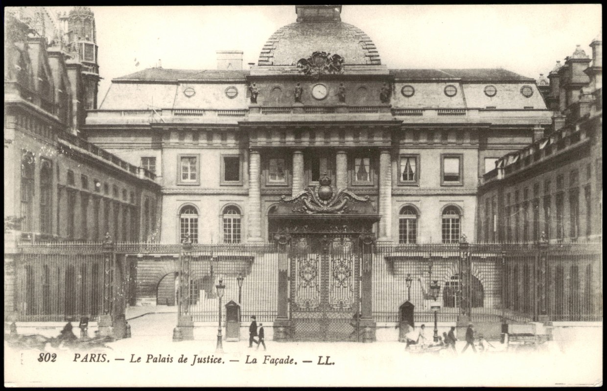 vintage Postcard from 1924: Palais de Justice (Justizpalast):: Paris