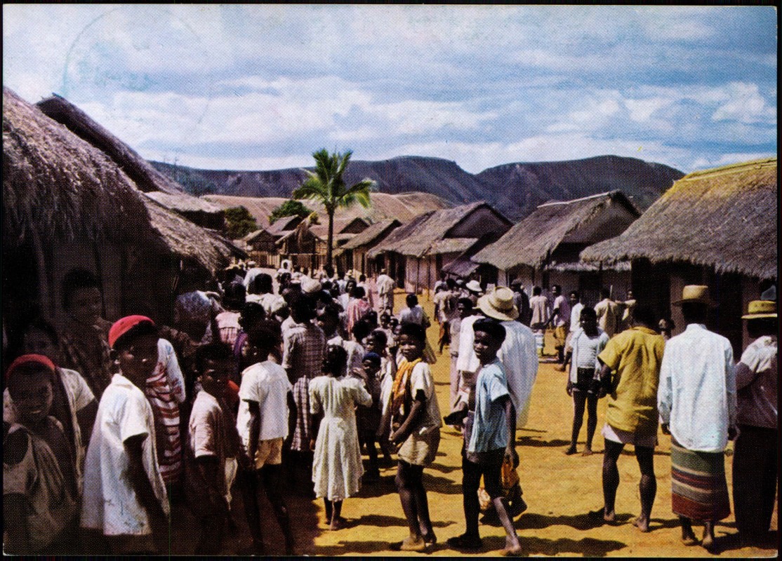 vintage Postcard from 1968: Typen Straßenszene:: Madagaskar