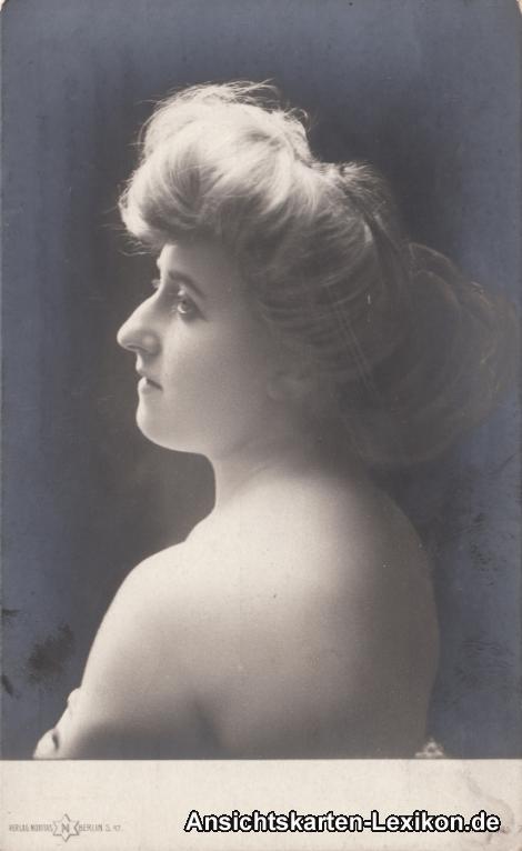 vintage Postcard from 1920: Erotik-Portrait Dame:: 
